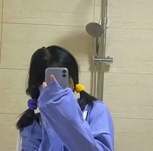 出单:【真人】手机挡脸女头-佩琪头像库-话本小说网