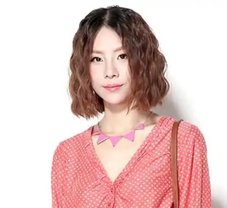 今年最流行玉米烫短发超有味道的短发设计