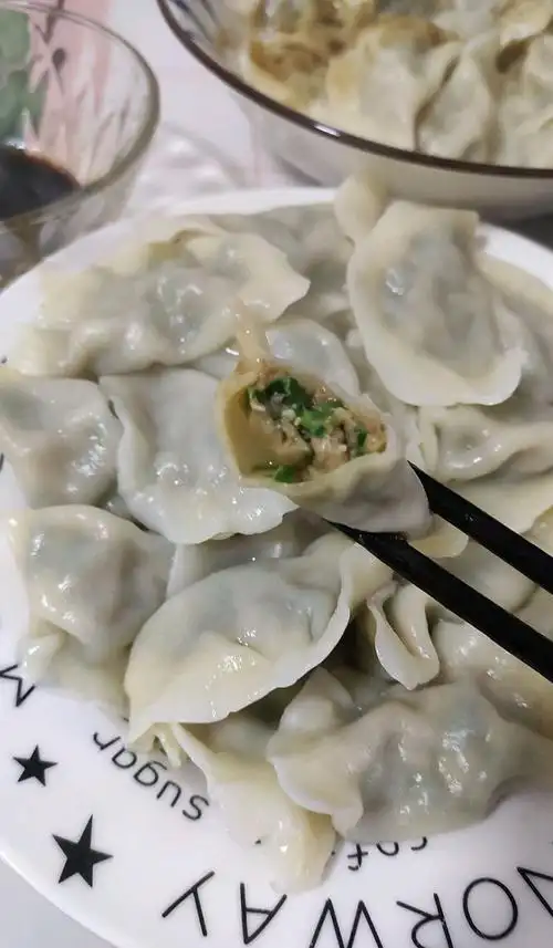 韭菜饺子