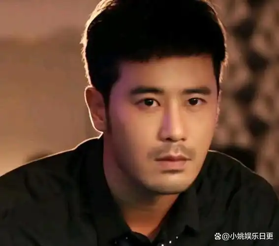 陈亦飞,40岁仍魅力不减,与谭维维恩爱无子女,生活美满