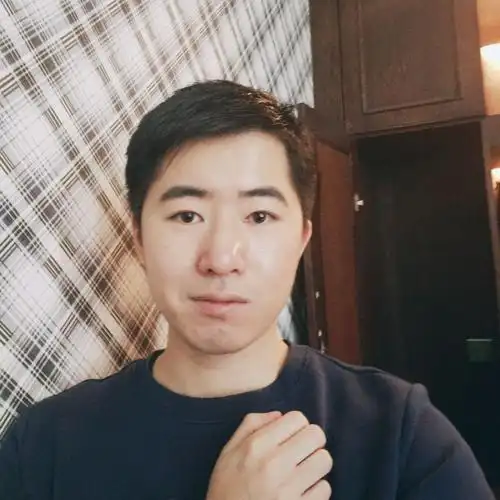 男生普通人,打个分吧,方便相亲