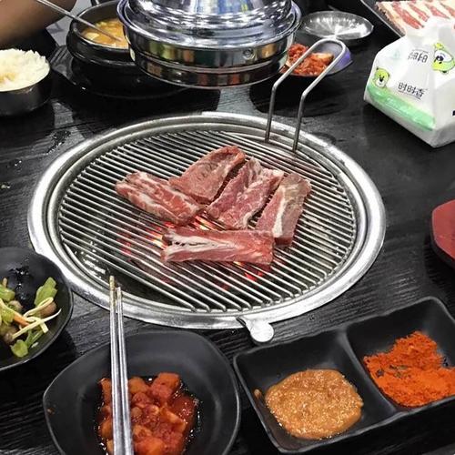 韩式碳烤炉木炭烧烤炉子圆形嵌入式韩国烤肉锅炭火烤肉炉商用