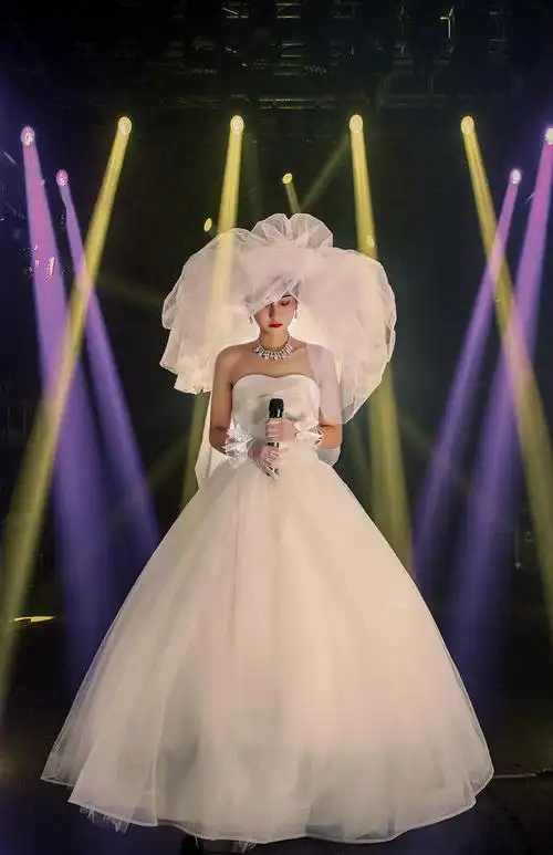 宽哥的婚纱摄影作品《致敬"梅艳芳"》