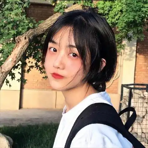 uu们求一些黑短发的女生头像