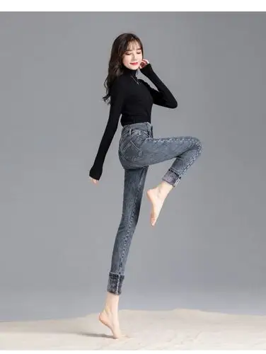 正品女装特卖专场2020冬季新款显瘦百搭高腰牛仔裤 h5247xzoo兜织素衣