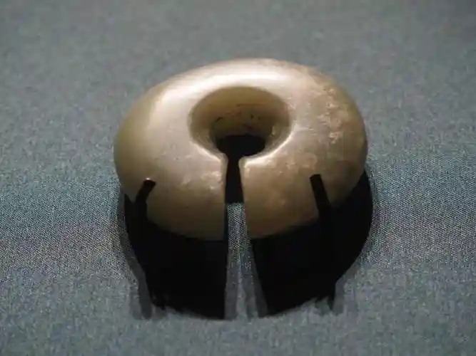 南京博物院玉润中华特展文化期玉器