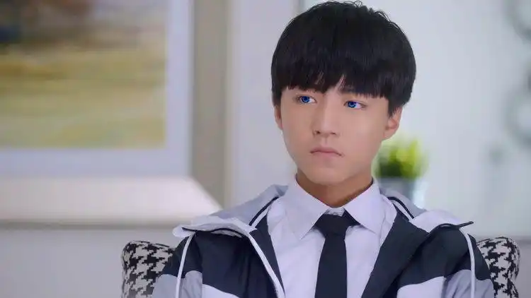 超少年密码谌浩轩也告诉夏常安自己的事夏常安深受感动