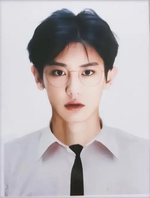 高颜值安利社#○exo 朴灿烈△ 证件照合集|我是不是超给力