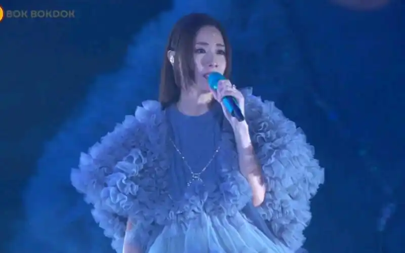 i am 演唱会2023 |邓丽欣 - 再见不是朋友|他不准我哭|电灯胆