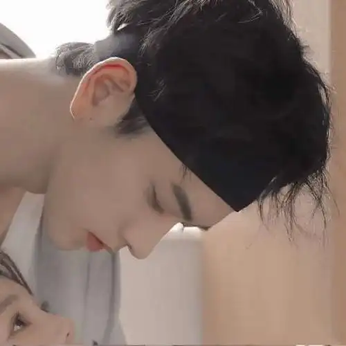 qq情侣头像双人两张唯美祝看见我发的头像都幸福