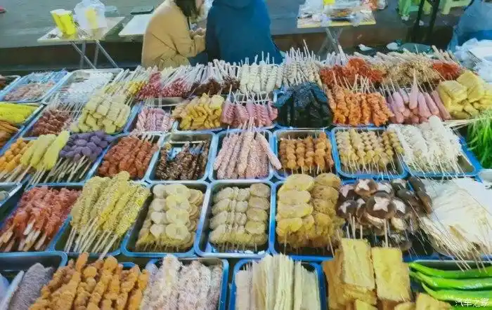 烤串种类太全了,不过我是吃不下了