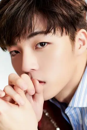 陈立农一半是你壁纸-堆糖,美好生活研究所