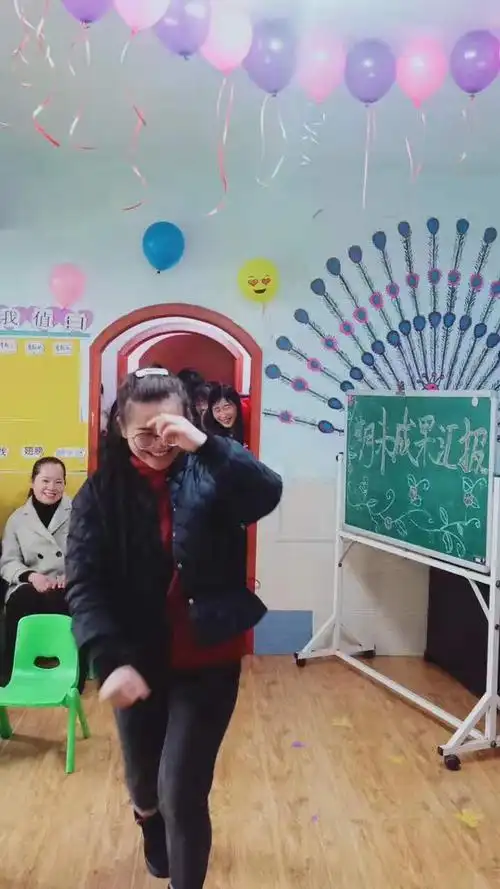 胜负已定!好吧,我们愿赌服输,准备接受惩罚啦