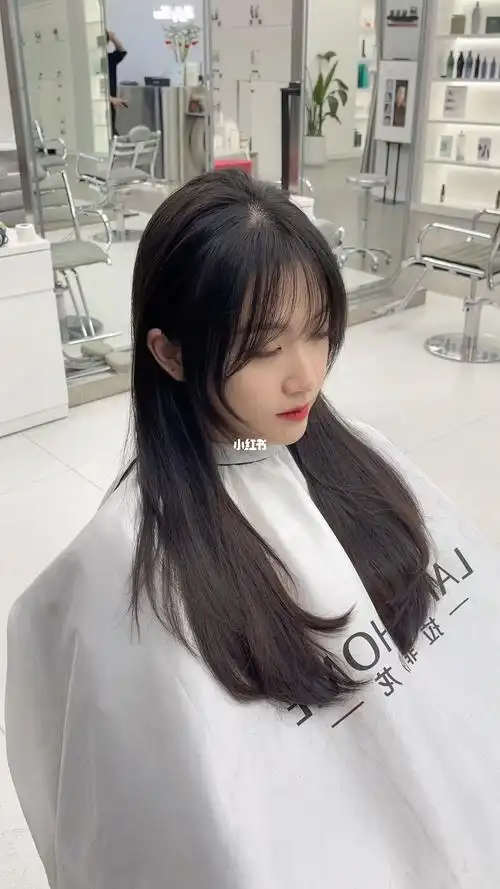 空气77八字刘海