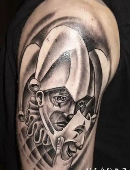 男性手臂黑色悲伤小丑艺术纹身图案 - 纹身秀