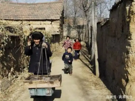 老照片勾起童年的回忆