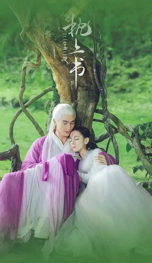 她是运气最好的销售,只因长得太漂亮,被贵人看中改行演戏