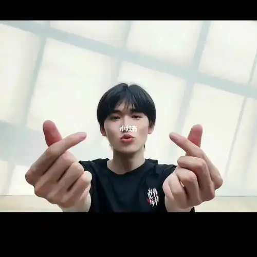 看#宋亚轩  视频真的真的让我好哭