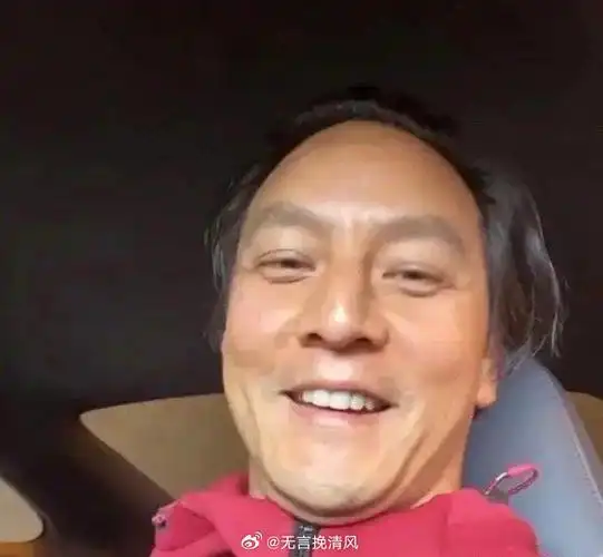 感觉娱乐圈男明星花期都比较短,吴彦祖就是一个例子.