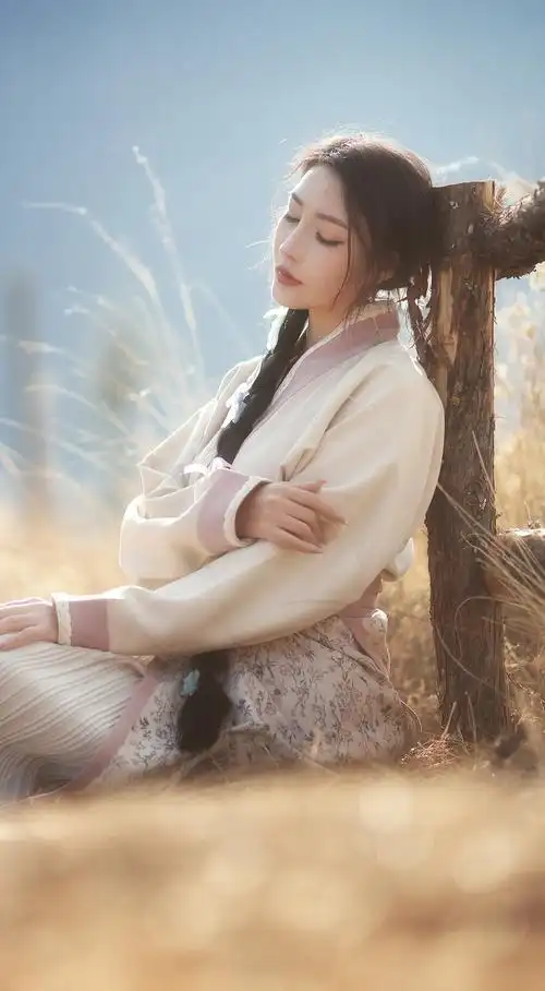 古风美女淡雅图片