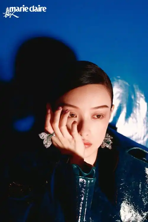 倪妮嘉人七月刊封面##倪妮身体语言大片