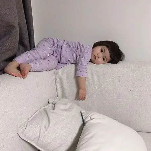 头她算是妈妈店铺的小模特罗熙小妹妹也是表情包头像霸主之一云养途径