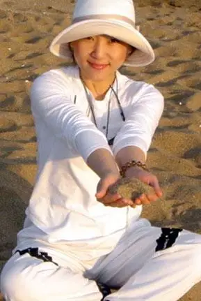 本报讯 因不满兑换价格,北京交通广播电台知名主持人李洋大闹外汇兑换