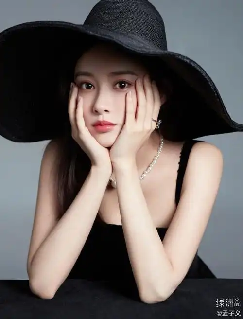 孟子义澄清称改妆得到节目组许可 发文回应网红脸