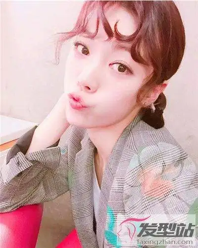 女生心形刘海发型心形造型打造仙气少女