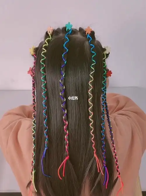 酷酷的彩绳脏脏辫发型