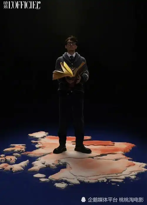 影帝张震《时装》杂志写真,化身神秘角色演绎奇幻大片_腾讯新闻