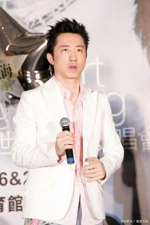 音乐才子庾澄庆家世显赫为何被伊能静抛弃他比秦昊差在哪