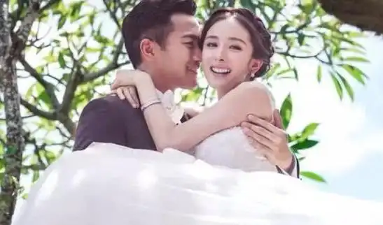 " 刘恺威:"洗过." 主持人:"杨幂的长相是你喜欢的款么?