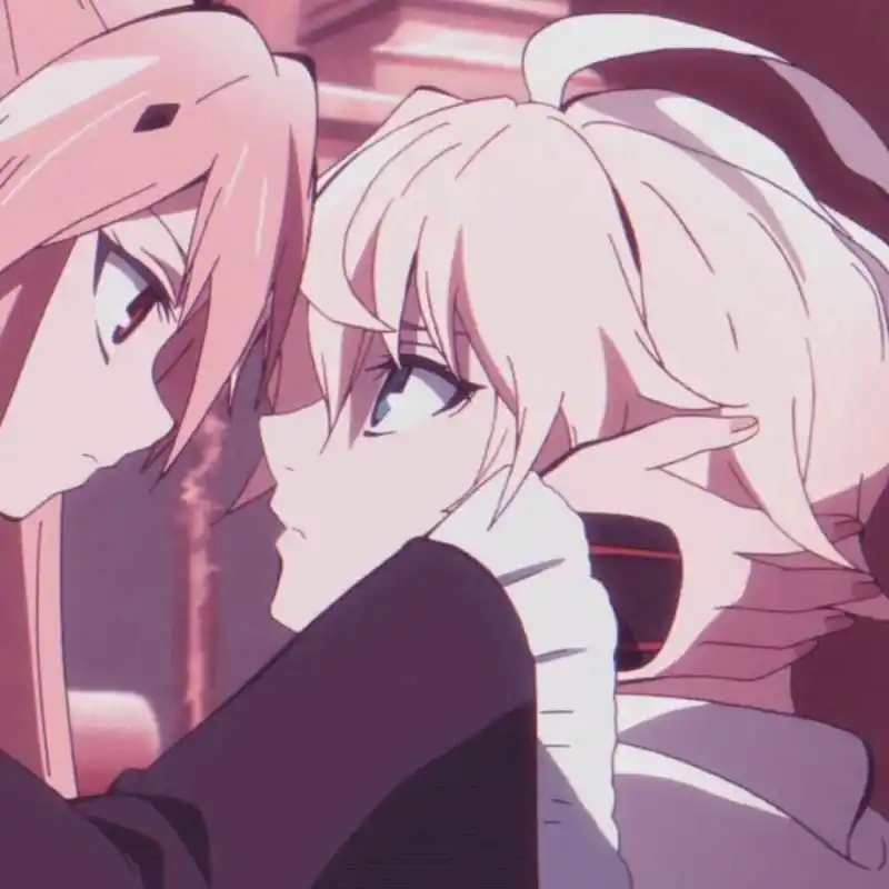 双人动漫情头 两人游,两牵手,两情相恋到白头.