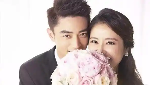 这竟然是林心如?与霍建华结婚8年,终究走上了另一条路