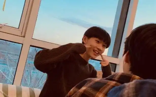 【马嘉祺】"希望好运可以像六斤一样扑进我们怀里"