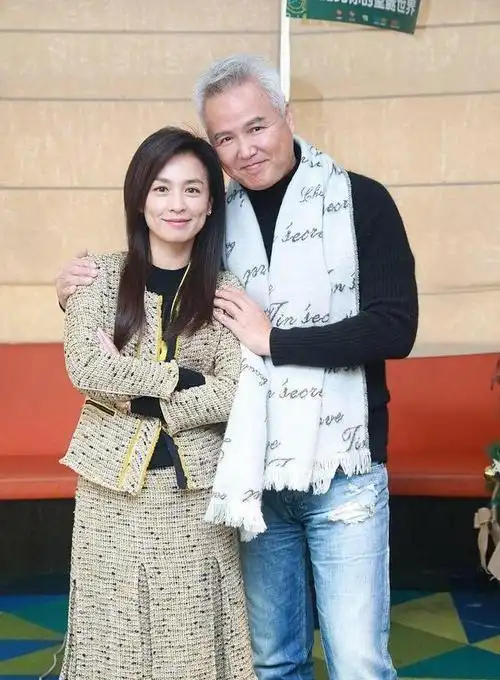 【张庭,林瑞阳】虽然多数豪门婚姻常伴随着不幸的传闻,但这对夫妇却与