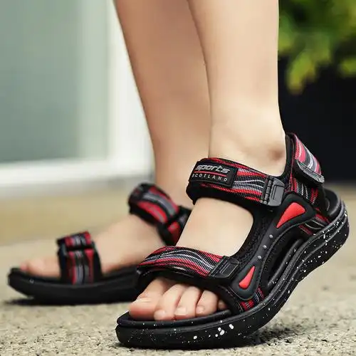 男童凉鞋夏季新款学生软底儿童鞋小男孩中大童休闲露趾户外沙滩鞋