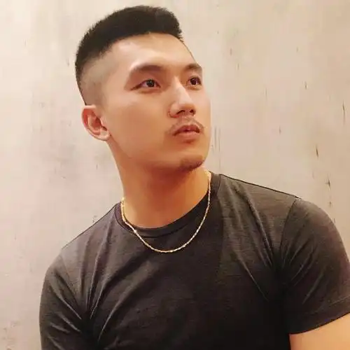 第1款:子弹头发型今天,阿北就给大家带来4款"阳光男孩"该剪的发型