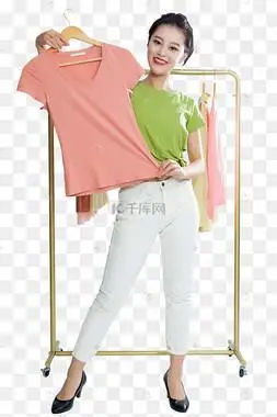 服装穿搭直播卖货美女衣架