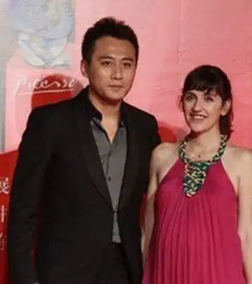 刘烨老婆资料个人资料妻子是法国美女名叫安娜依斯