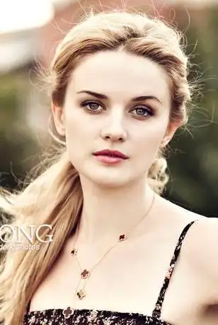 伊莉莎_演员_作品_个人资料_简历_生日_经历_留言 - 酷乐米