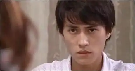 靳东甜蜜分享:娶了剧中另一半李佳,是我此生最幸福的选择!