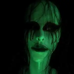 荧光贞子女鬼面具全脸头套万圣节恐怖道具鬼屋密室逃脱剧本杀npc