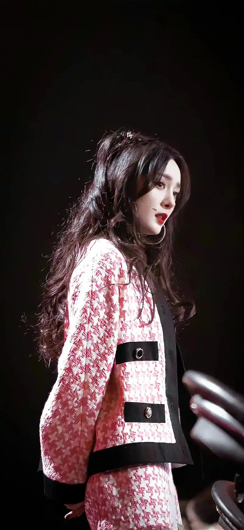 杨幂 |心动不止,思念不退,爱意不落#爱对了每天都是七夕 - 抖音