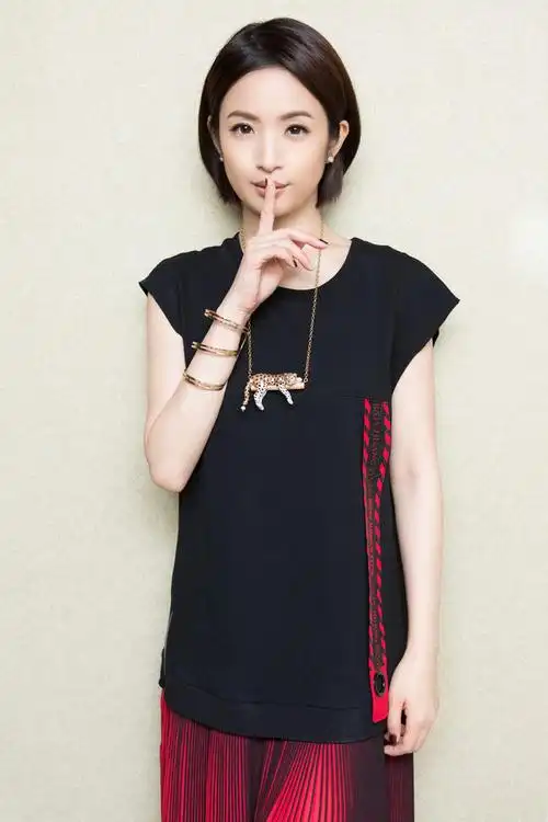 林依晨短发优雅写真图片