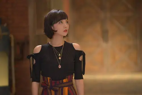 《镇魂》燃情开播 高雨儿白宇上演"红蓝cp"破案忙