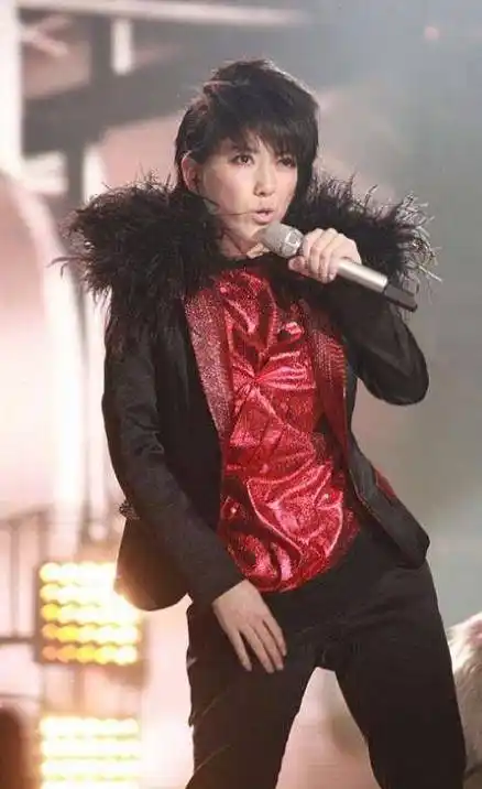 她曾拿下"快女"第3名,出道13年还没红,今35岁成选秀"回锅肉"_刘忻