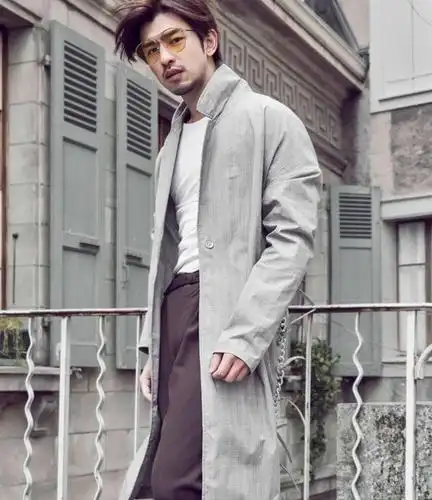 陈柏霖瑞士时尚街拍,一同探索时间之城的终极魅力