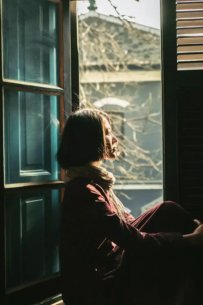 五味杂陈的孤独伤感唯美人物图片 _ 图片网